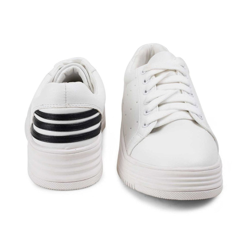 The Ana Black Classic White Sneakers