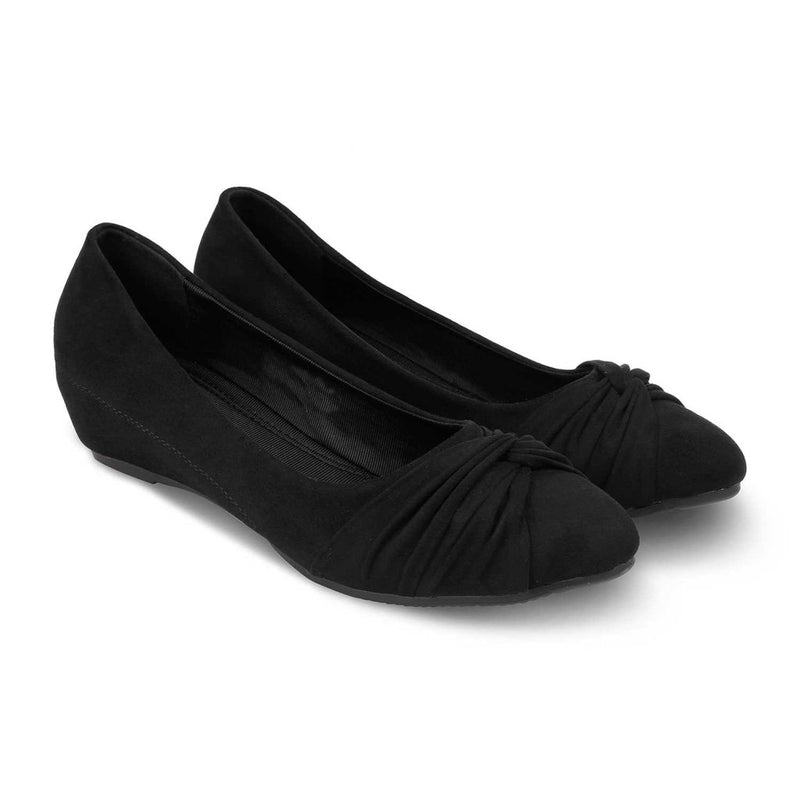 The Salvador Black Wedge heel ballerinas